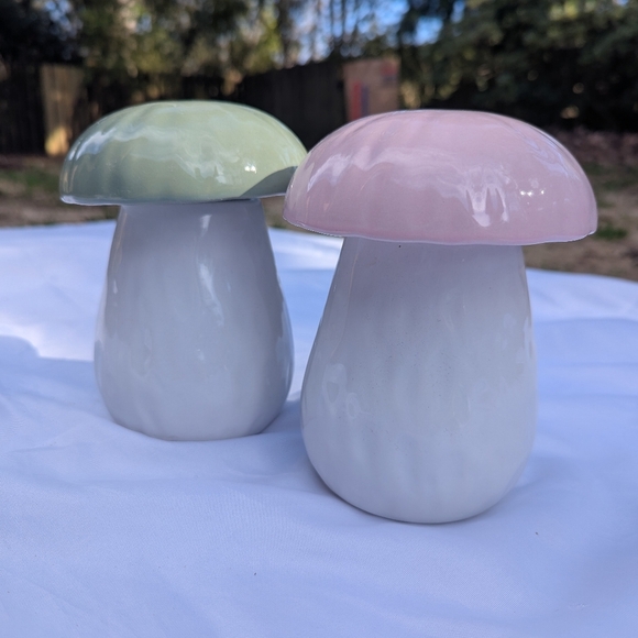 Set of 2 mushroom candles - Picture 4 of 5
